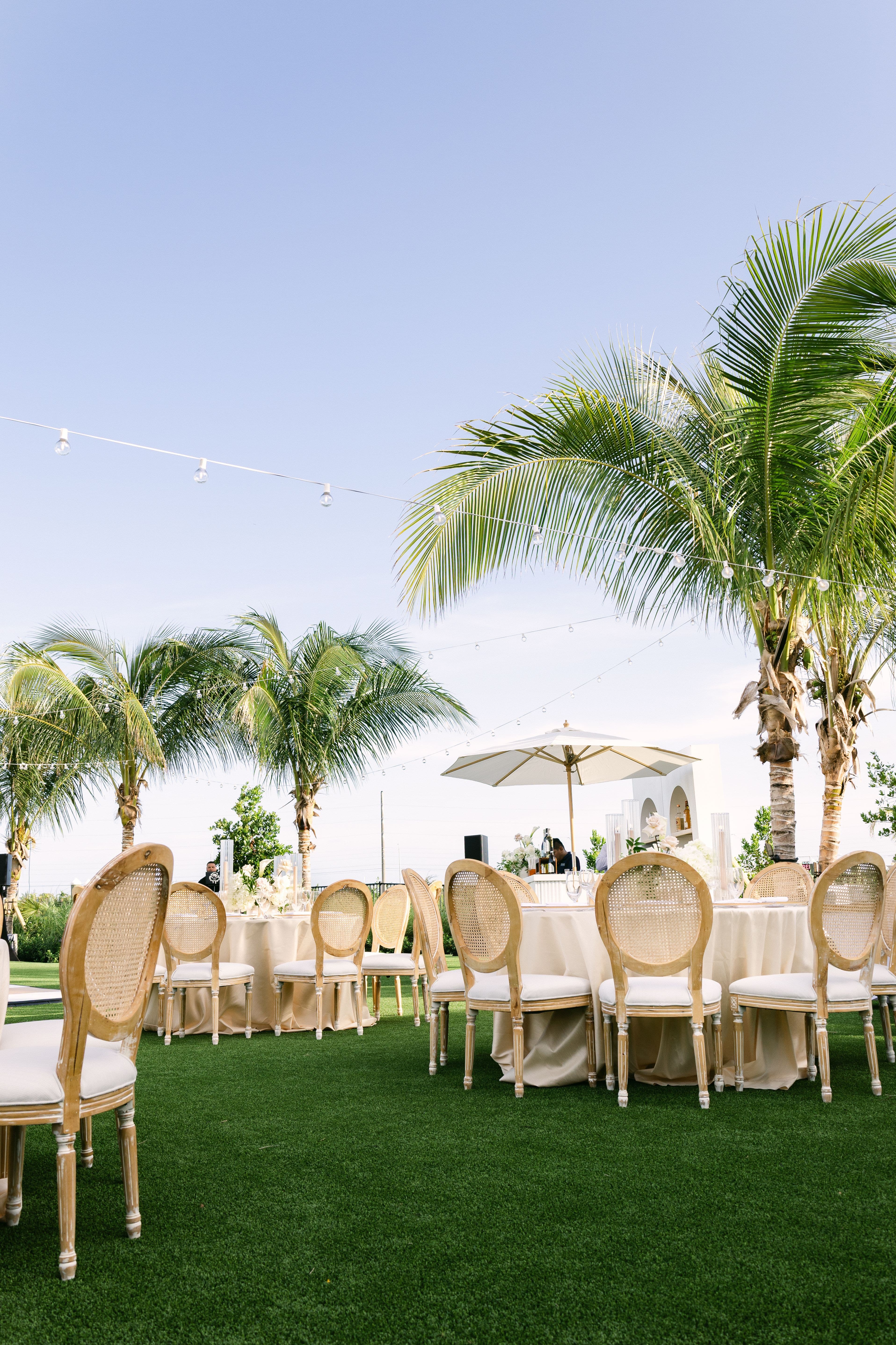 Coastal Celebrations for Modern Couples